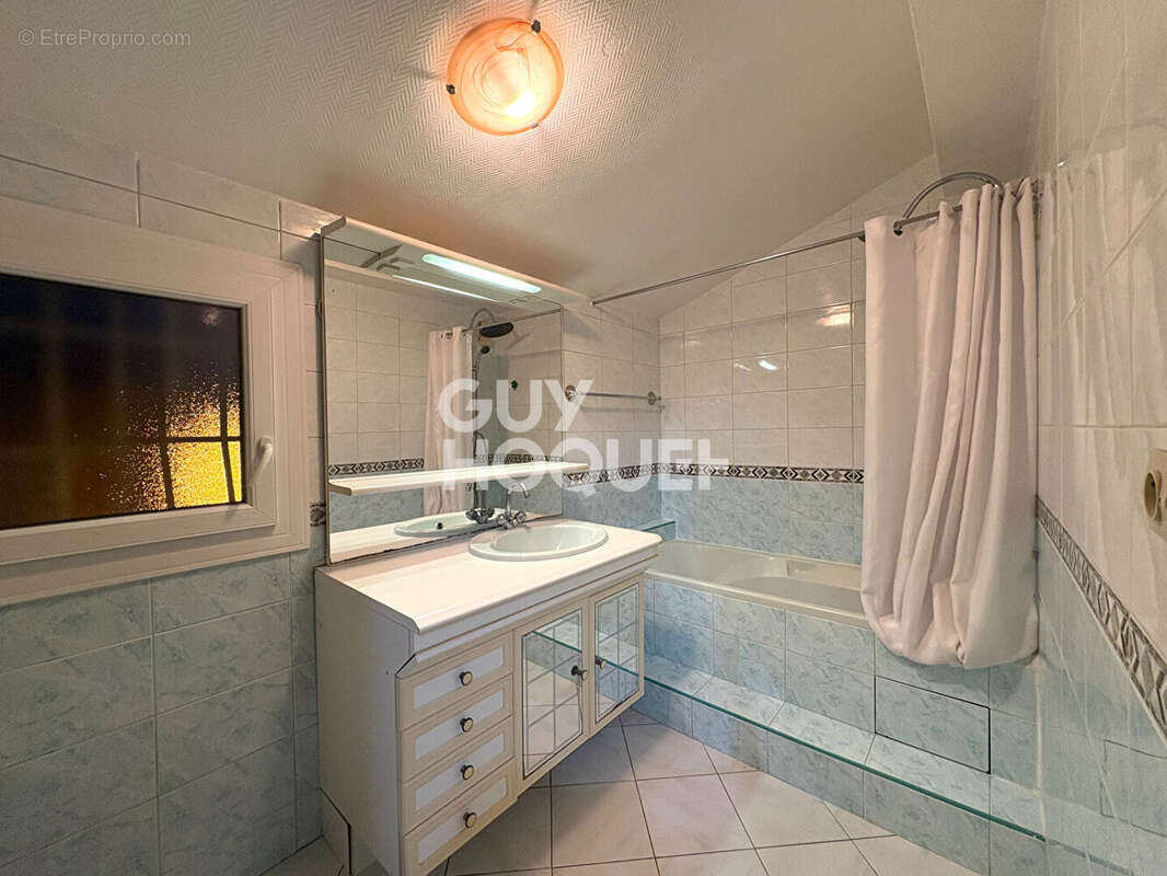 Maison à SAINT-FONS