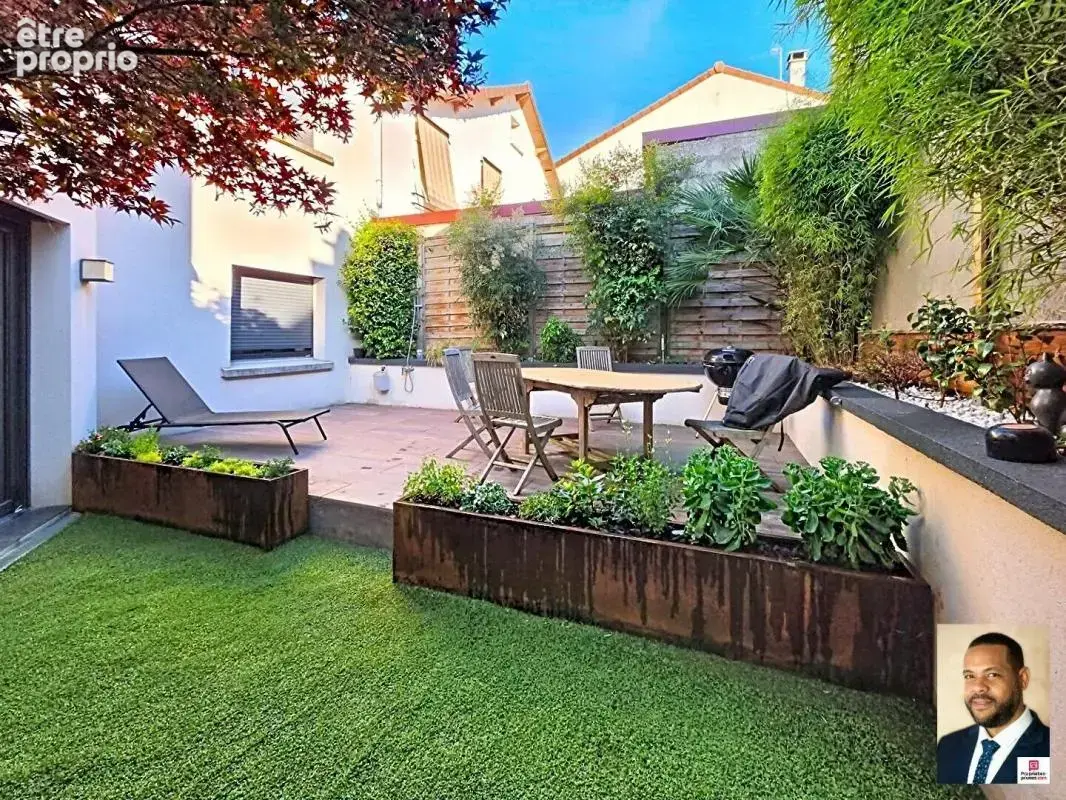 Maison contemporaine de 2011 - DPE B - photo 4