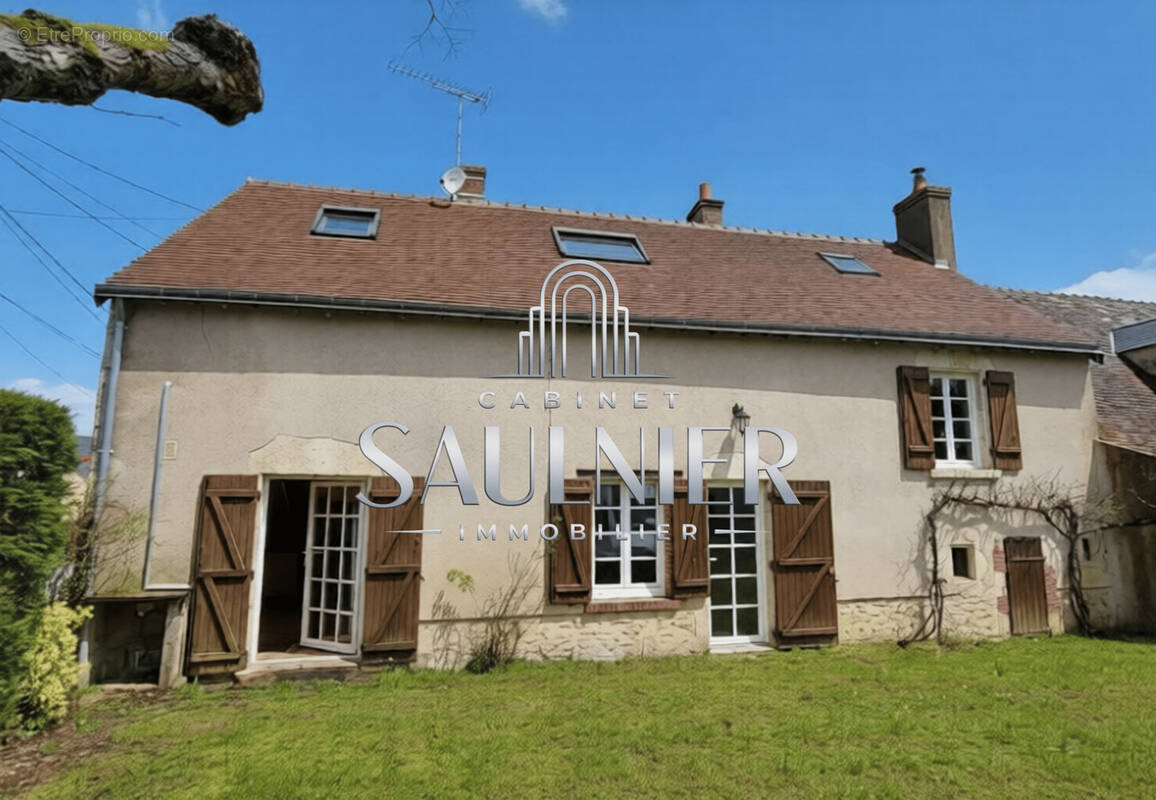 Maison à SAINT-LUBIN-EN-VERGONNOIS