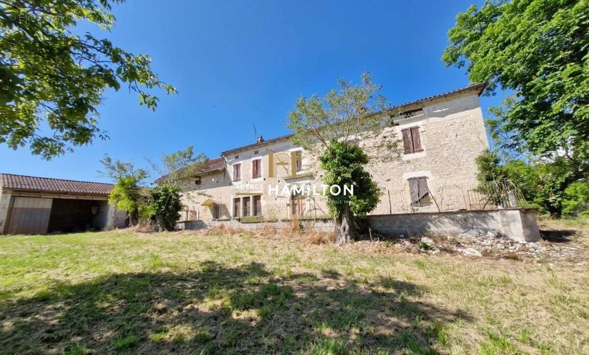 Corps de ferme (hameau) à repenser & renover - entre cordes et gaillac - photo 12