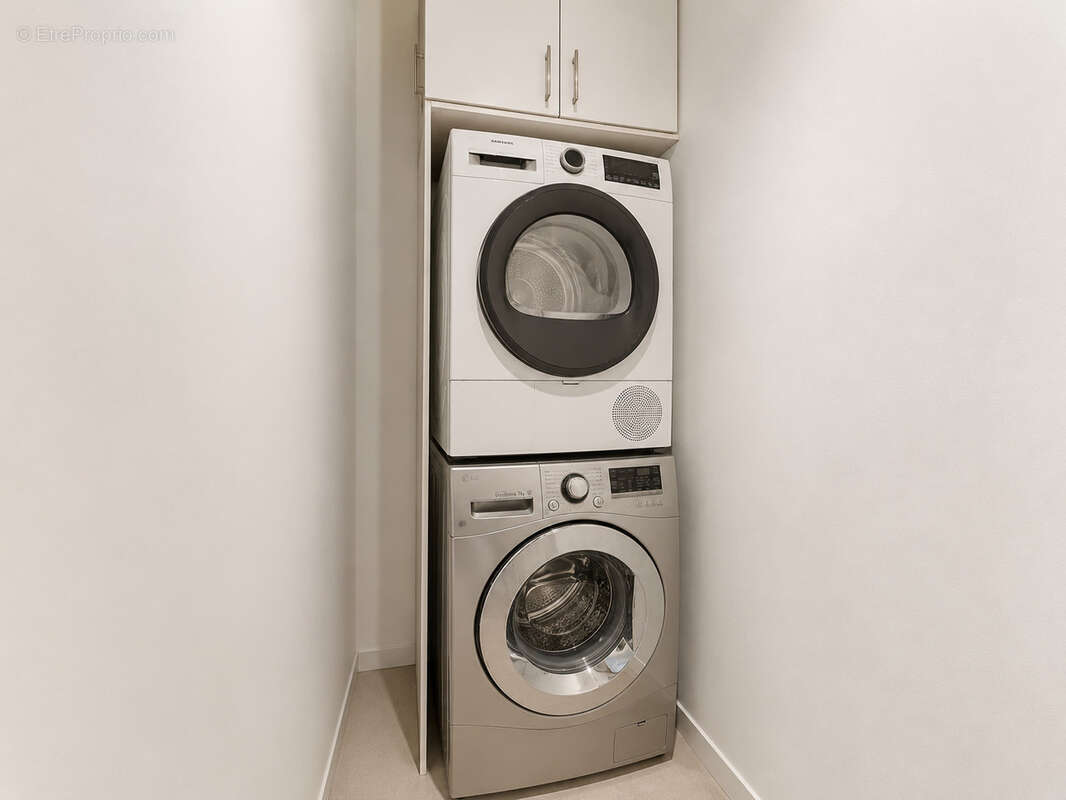 Appartement à PUGET-SUR-ARGENS