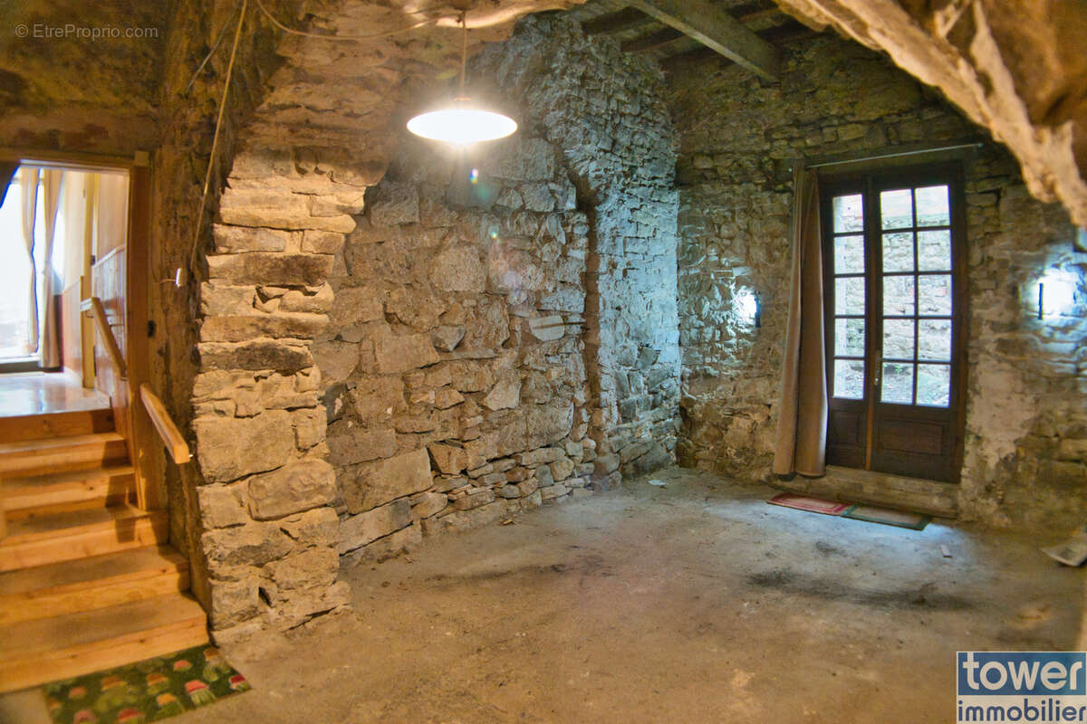 Maison à LABASTIDE-EN-VAL