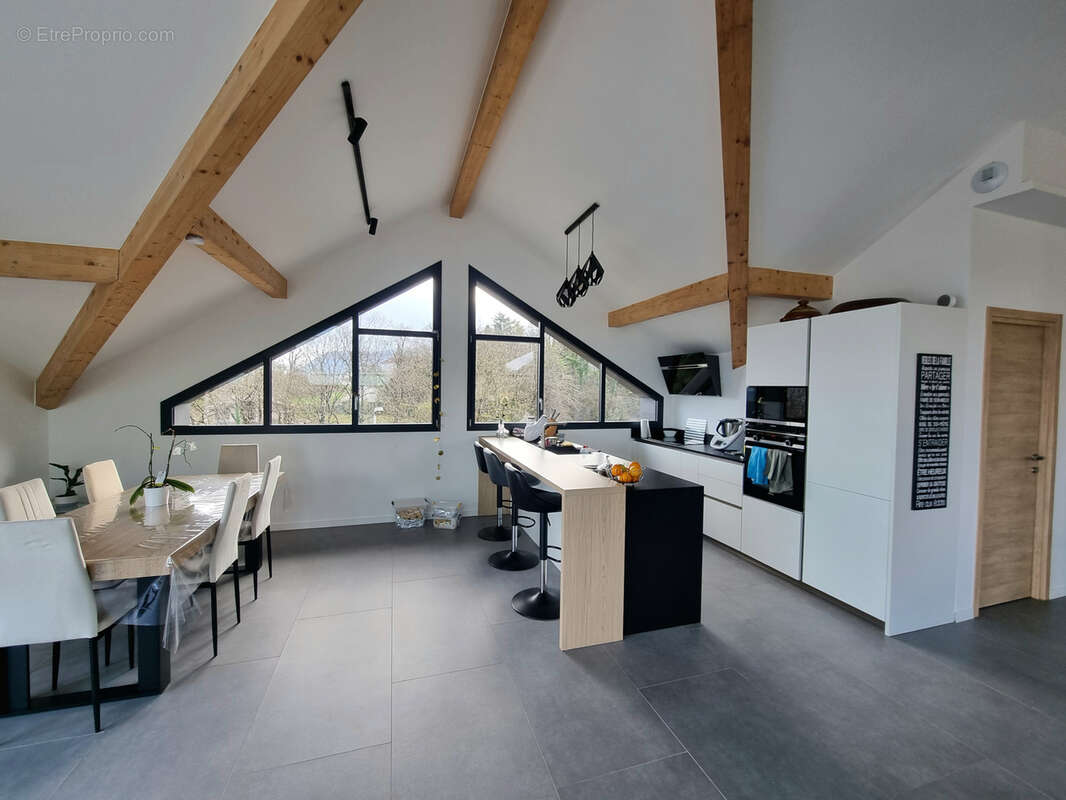 Appartement à NEUVECELLE