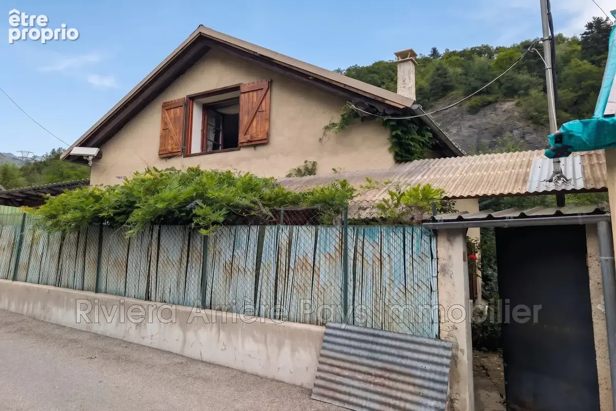 Maison 4 pièces 65 m² à vendre à Entraunes (06470) - photo 4
