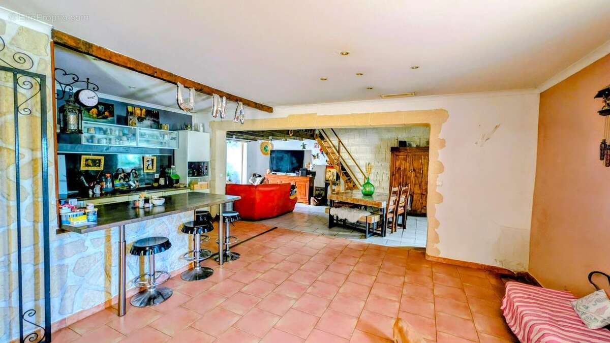 Maison à LUNEL-VIEL