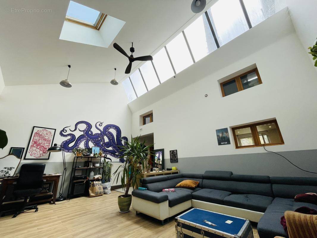 Commerce à BREUILLET