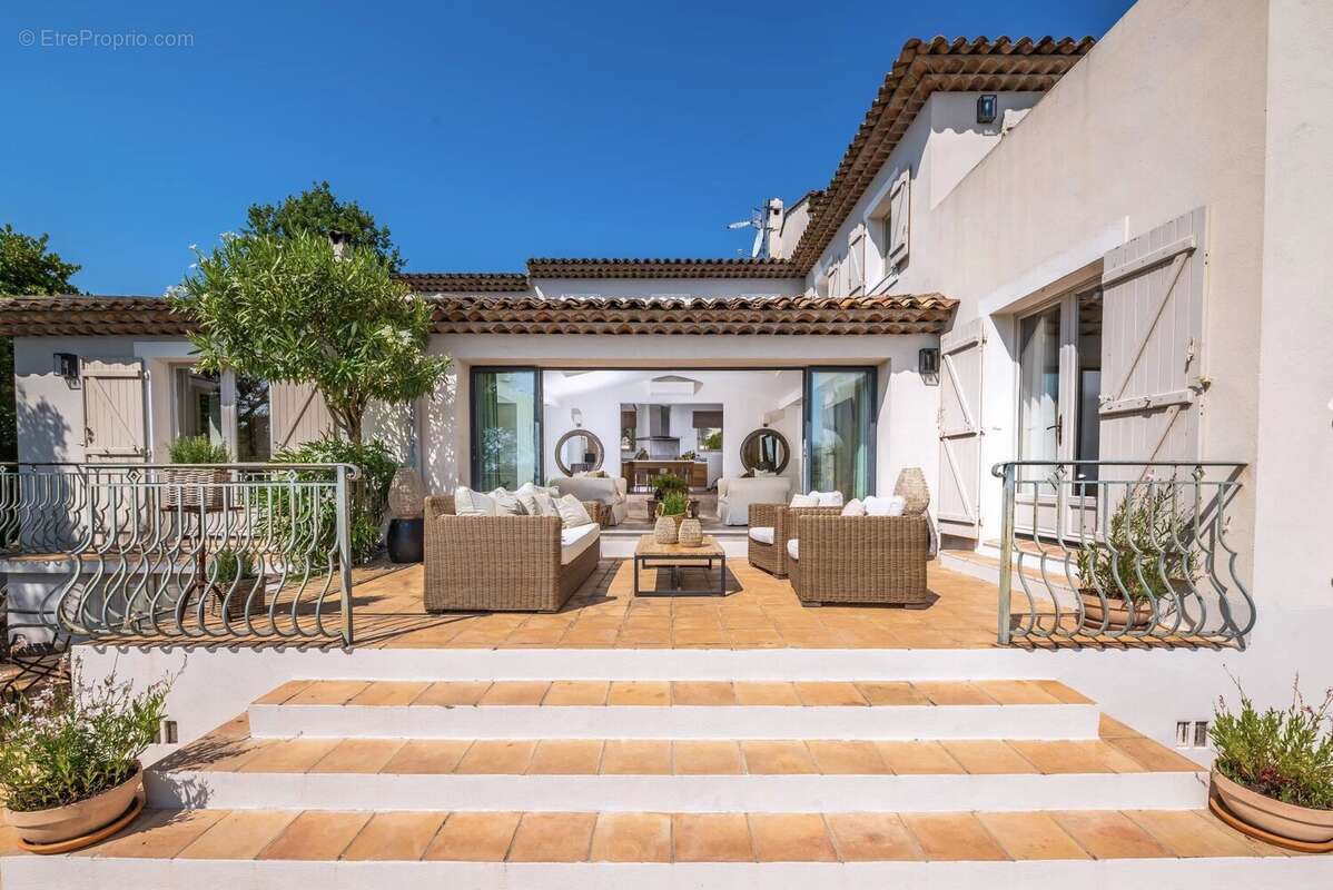 Maison à LES ADRETS-DE-L'ESTEREL