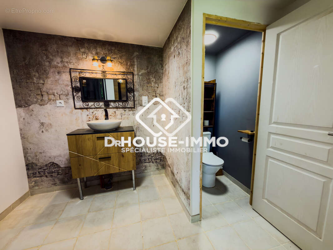 Maison à SAINT-VINCENT-DE-CONNEZAC