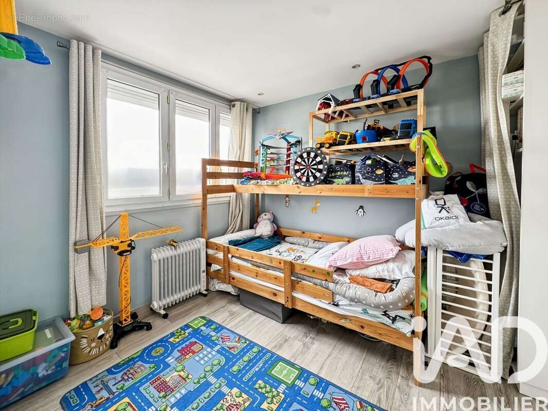 Photo 9 - Appartement à SAINTE-GENEVIEVE-DES-BOIS