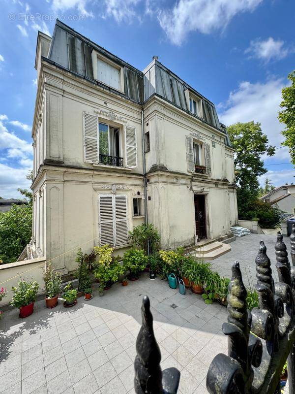 Appartement à LE RAINCY