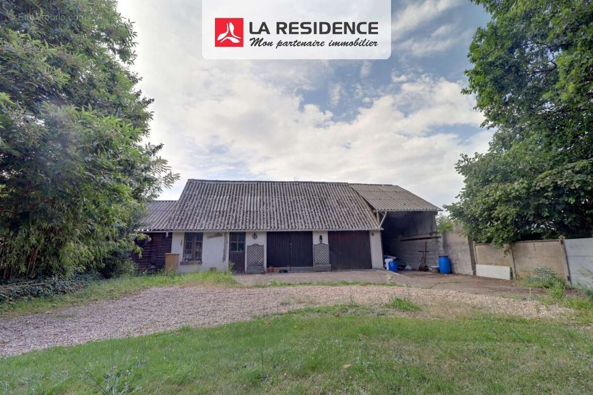 Maison à SAINT-REMY-SUR-AVRE