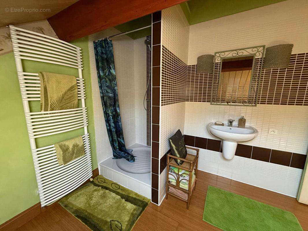 Maison à SAINT-MARCEL