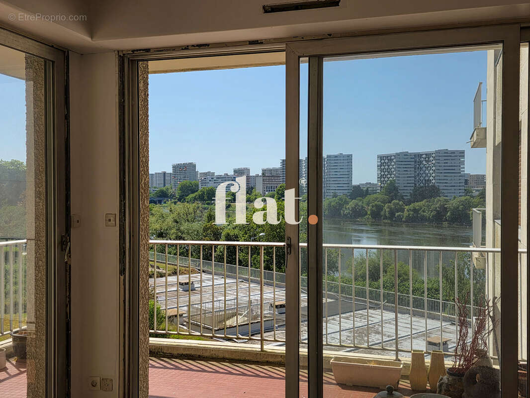 Appartement à SAINT-SEBASTIEN-SUR-LOIRE