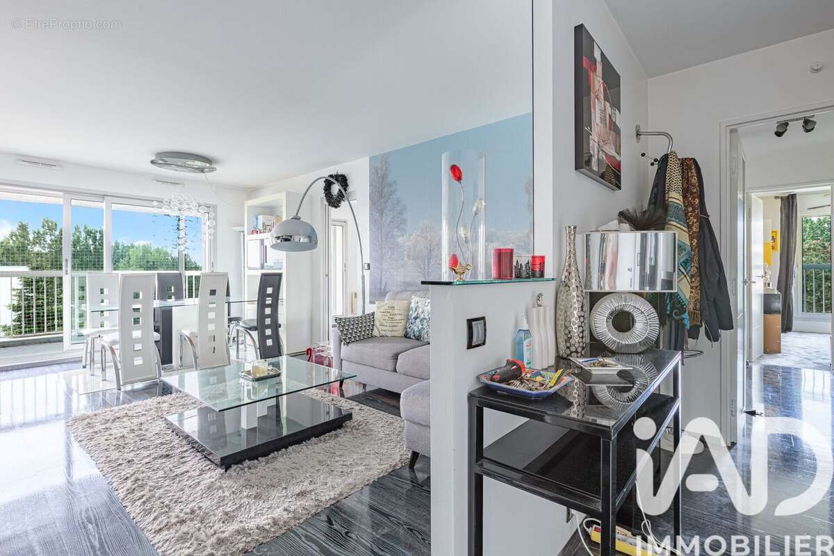 Photo 3 - Appartement à CHENNEVIERES-SUR-MARNE