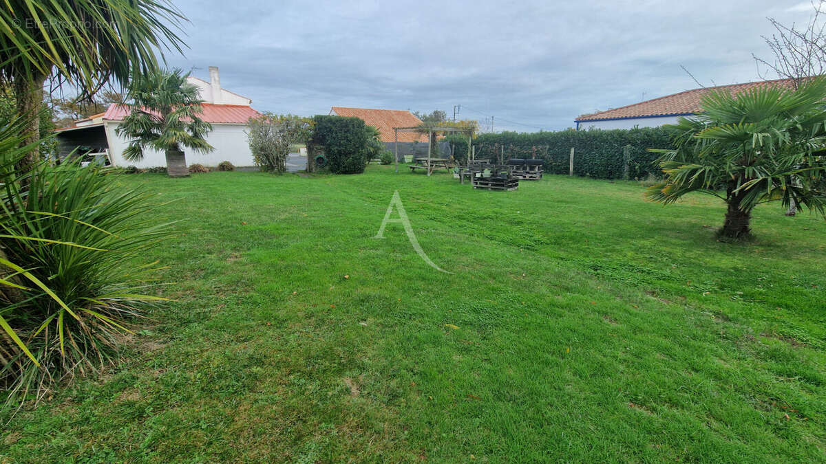 Maison à TALMONT-SAINT-HILAIRE