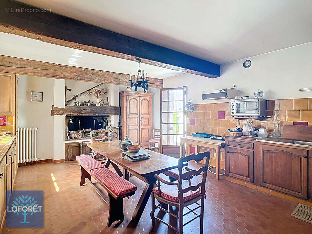 Maison à ROQUEFORT-LES-PINS