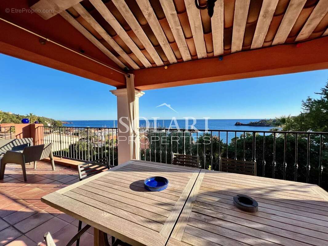 Maison à THEOULE-SUR-MER