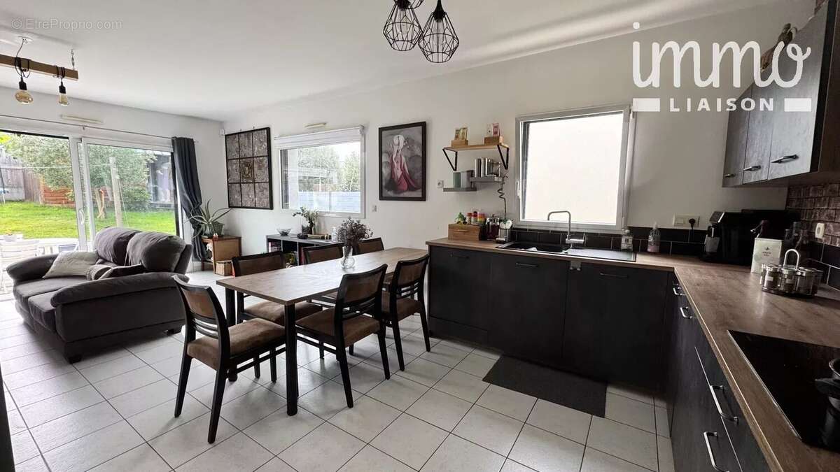 Maison à GRANDCHAMPS-DES-FONTAINES