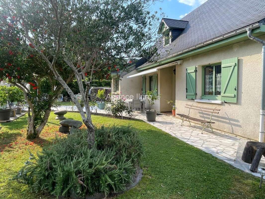 Proximite oloron - tres belle villa t5 avec chalet independant, jardin et garage - - photo 18