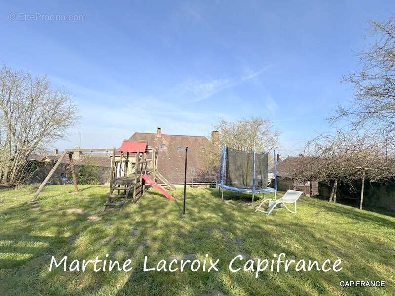 Dpt SARTHE (72), à vendre SCEAUX SUR HUISNE (72) - MAISON BOURGEOISE  P8 de 220 m² - Terrain de 1000 M² - photo 32