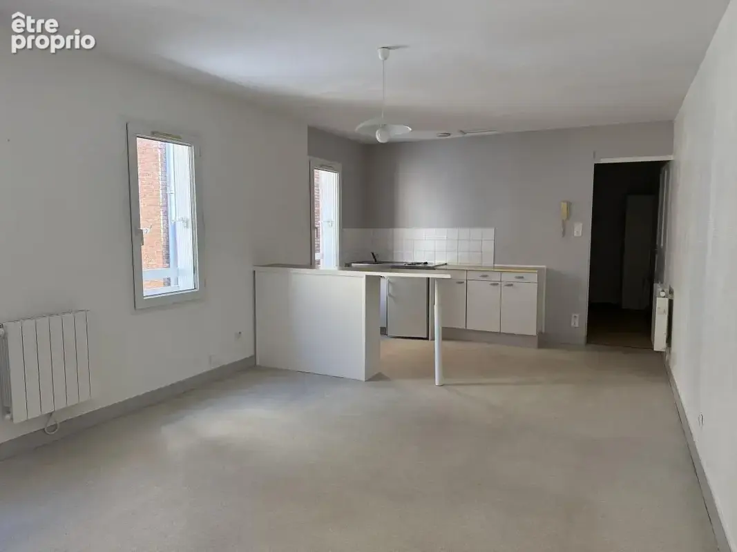 Appartement 409 m² à Cholet  - photo 5