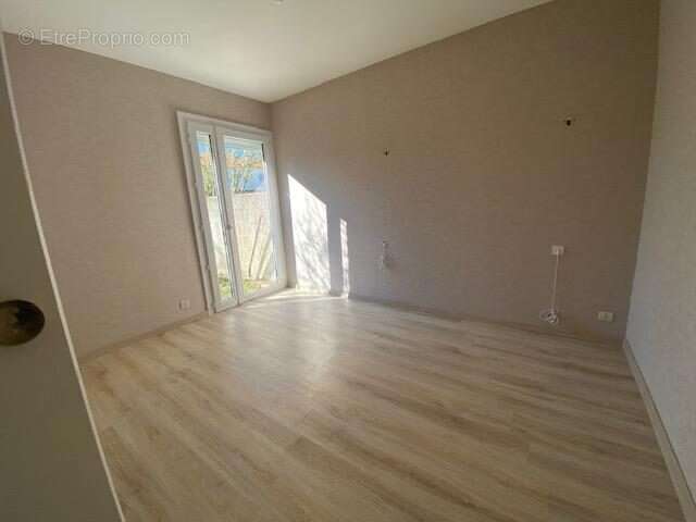 chambre 2 - Maison à LES SABLES-D&#039;OLONNE