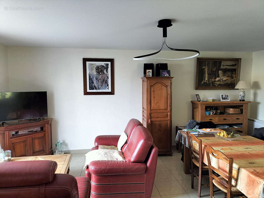 Maison à TONNAY-CHARENTE