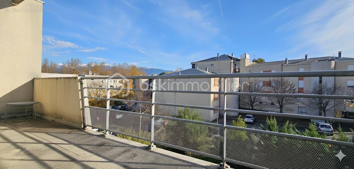 Appartement à FONTAINE