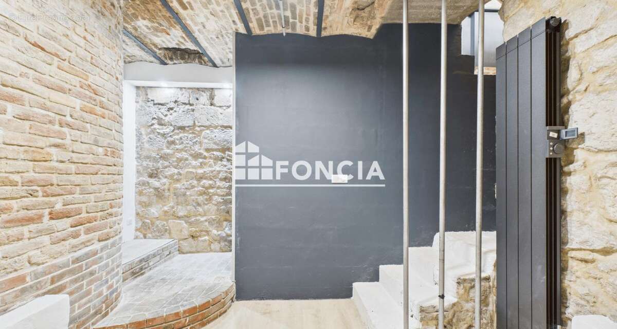 Appartement ou local commercial avec parking - photo 6