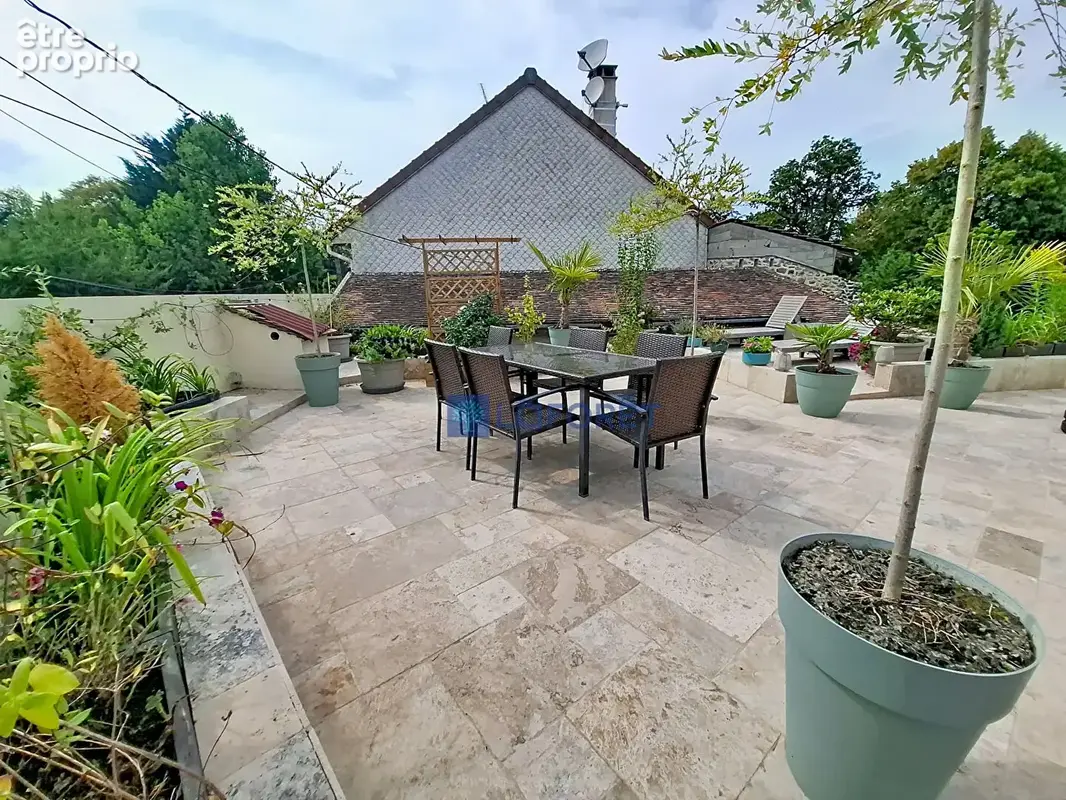 Maison Mouroux 10 pièce(s) 271 m2 - photo 3