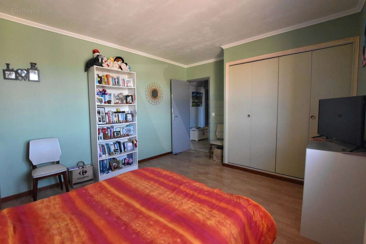 Maison à LIGNAN-SUR-ORB