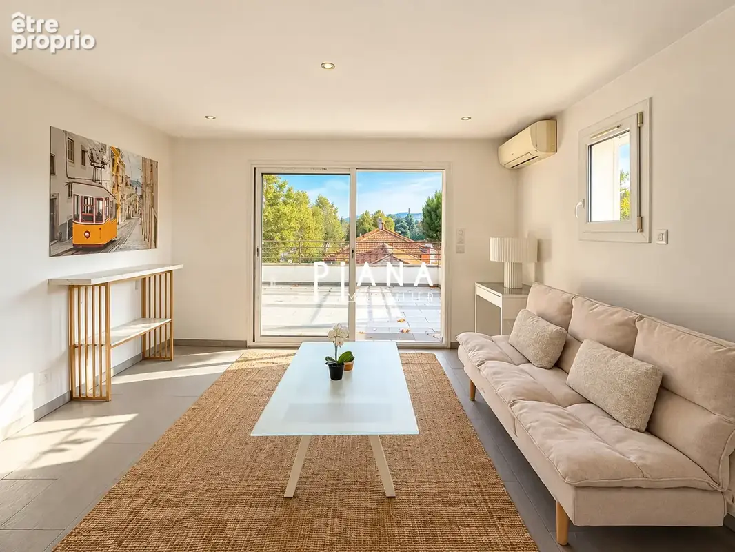Appartement T3 avec grande terrasse - Les Olives - photo 2