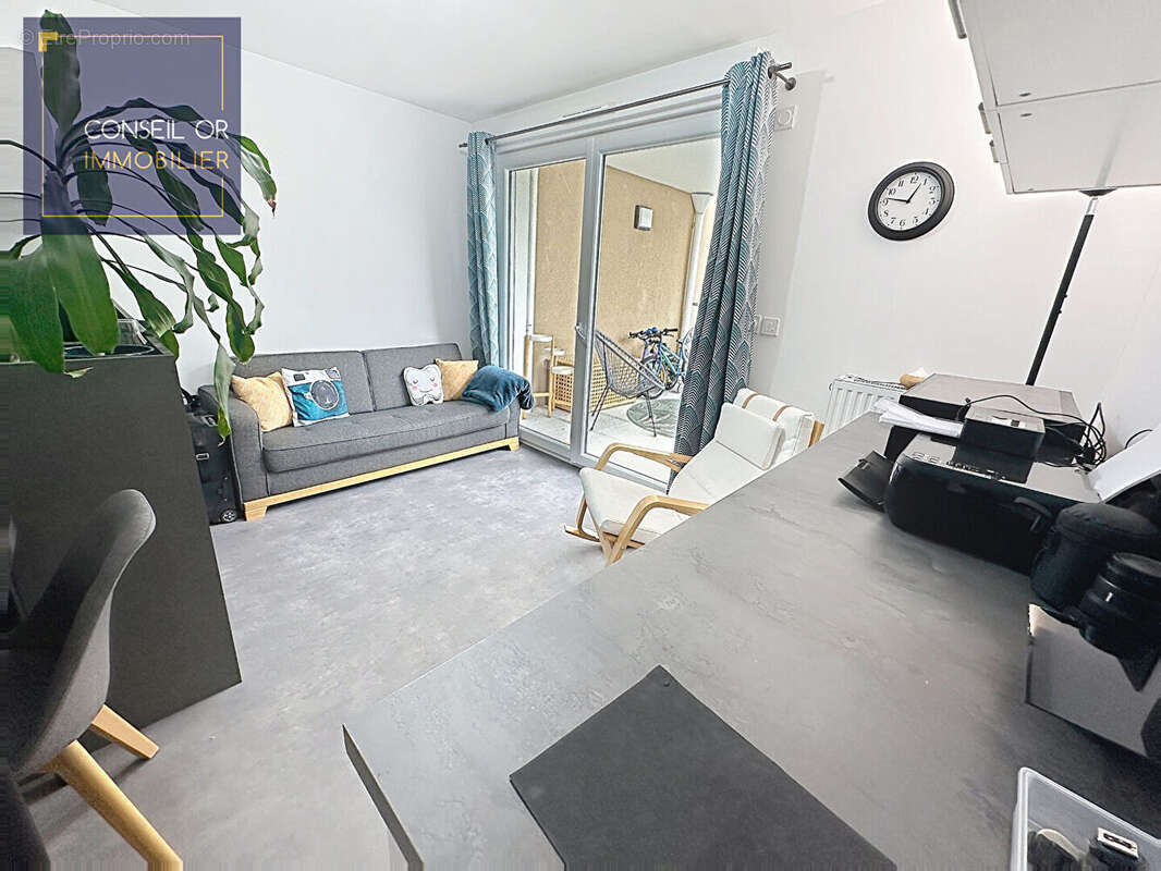 Appartement à CRAPONNE