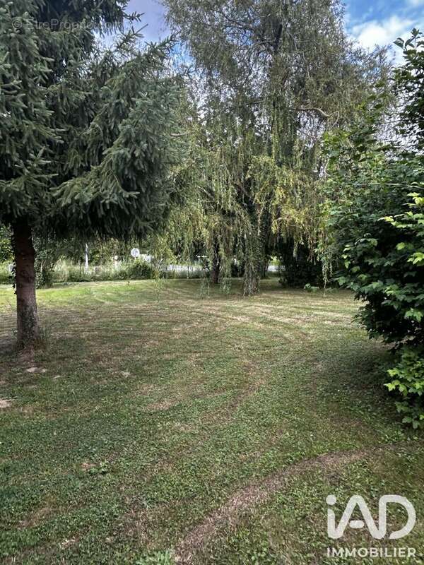 Maison 100 m² à Villentrois  - photo 2