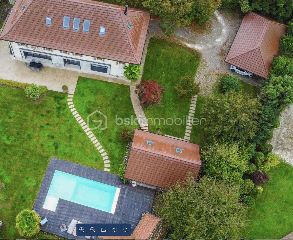 Maison à SAINT-JORIOZ