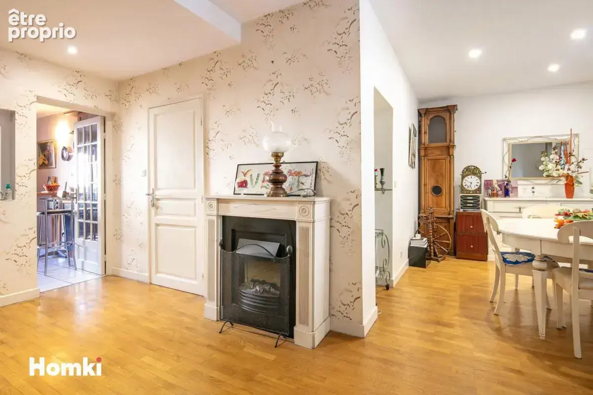 Appartement T3 de 92 m² à Grenoble 38000, Rue Thiers - photo 3
