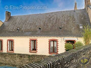 Maison à LE BOURG-D'IRE