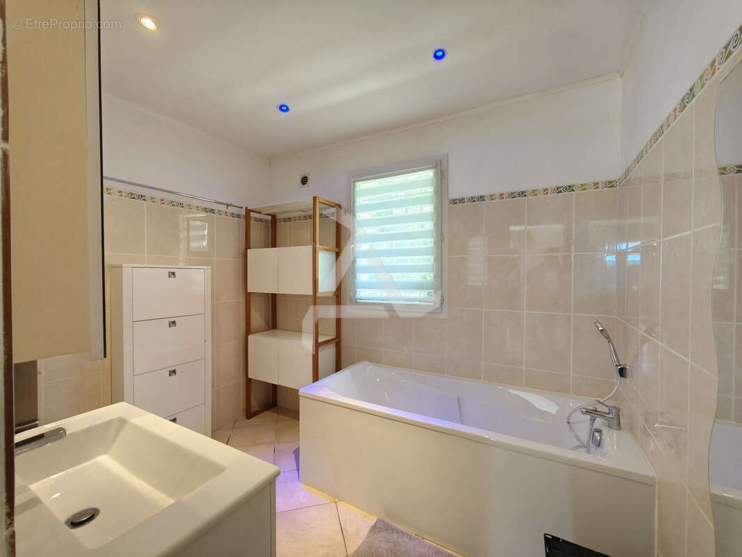 Maison à PORTO-VECCHIO
