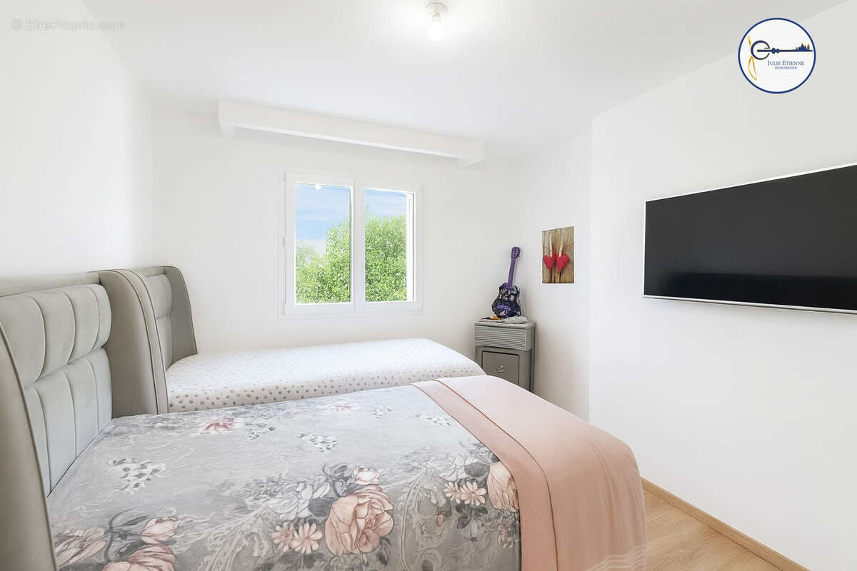 Maison à DOGNEVILLE