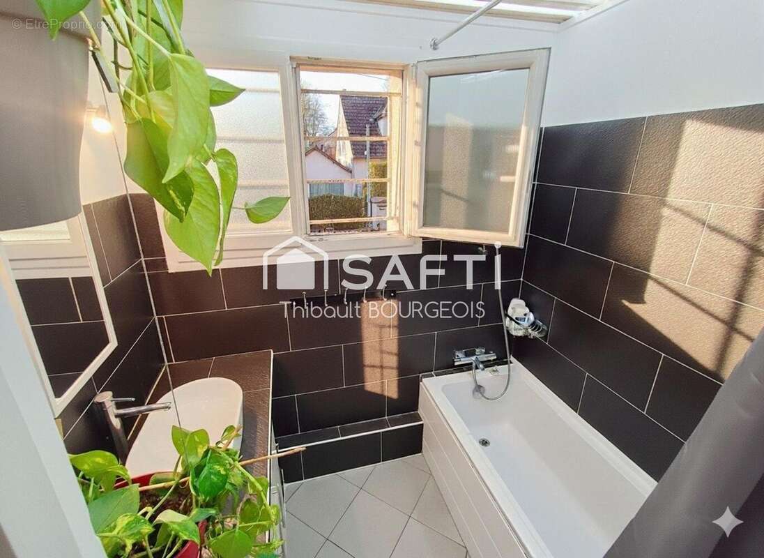 Photo 3 - Appartement à GAGNY