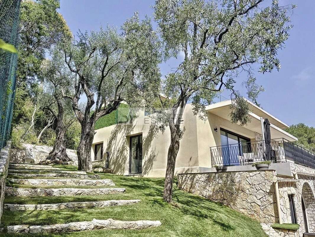 Maison à MOUGINS
