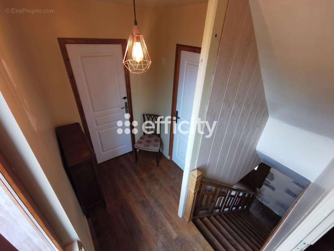 Maison à JUVIGNY-LE-TERTRE