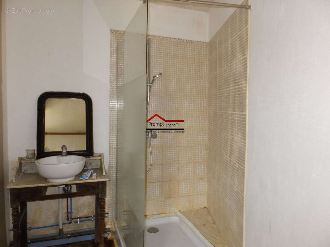 Maison à THENEUILLE