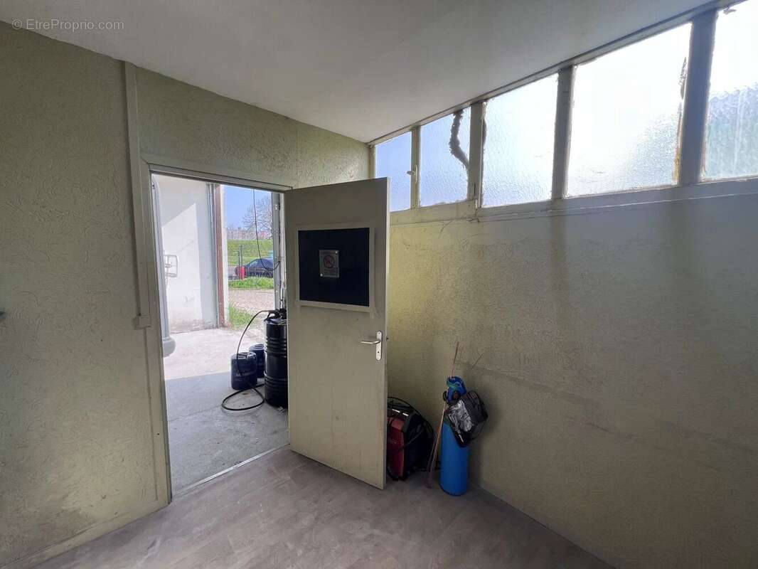 Vente Bureau-local Nevers(58000) 145 000ï¿œ - photo 10