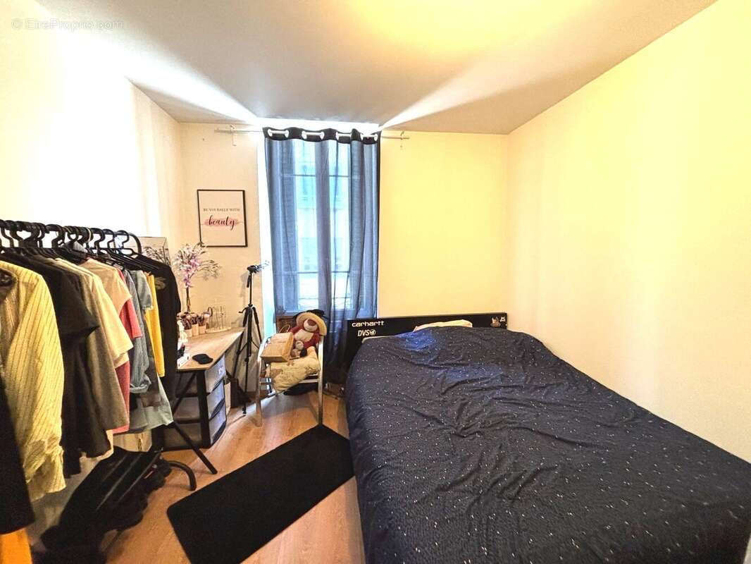 CHAMBRE 1ER ETAGE