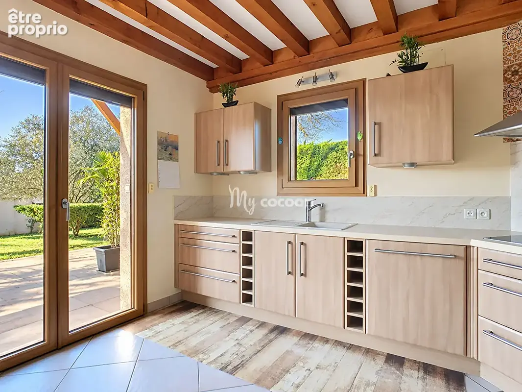 Maison - T6 - 177 m² - photo 7