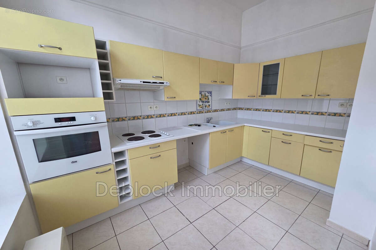Appartement 81 m² à Bergues  - photo 2