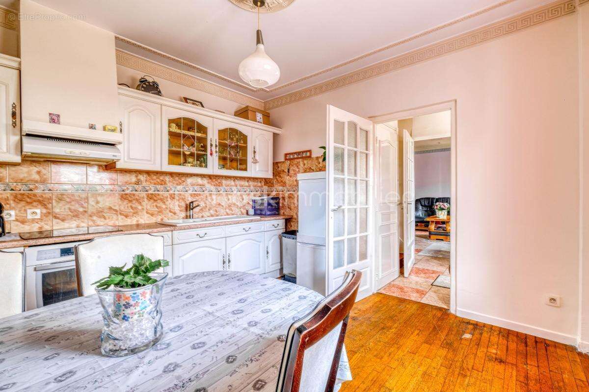 Exclusivité – maison familiale avec jardin – quartier marx dormoy - photo 8