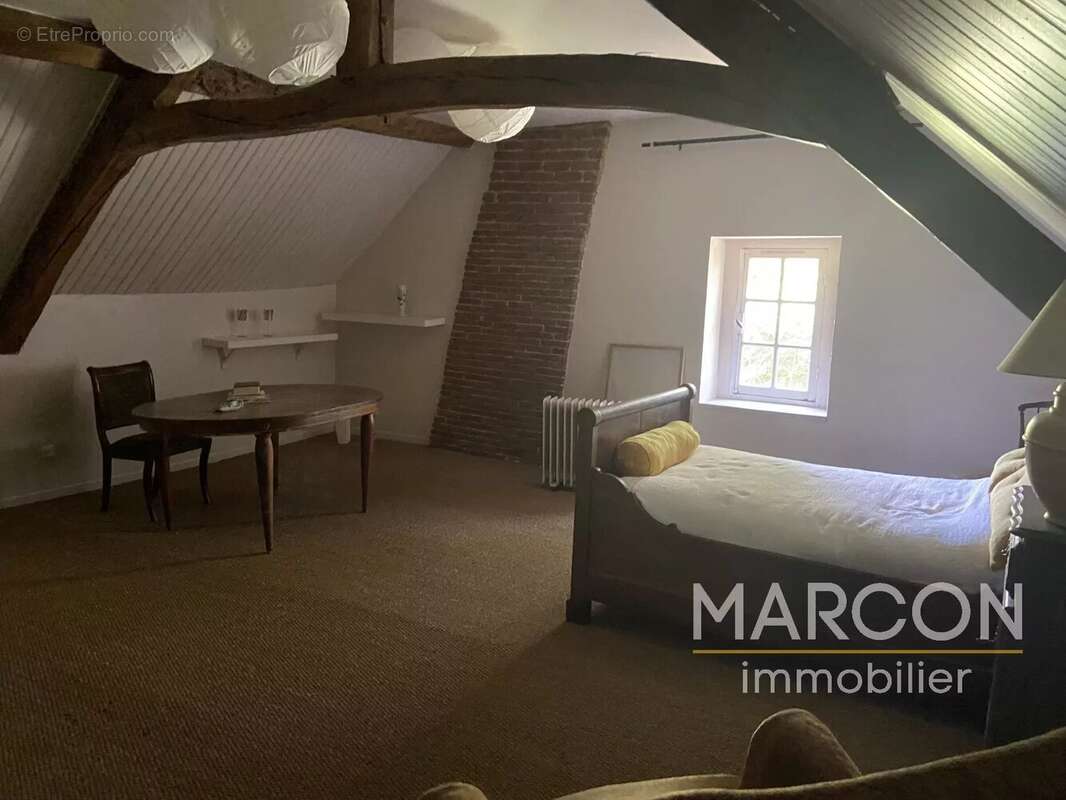 Maison à MAISON-FEYNE