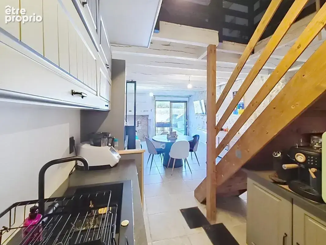 Maison 4 pièces 92 m² à vendre à Thevet-Saint-Julien (36400) - photo 4